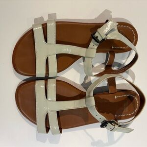 Johnston & Murphy Cream and Brown Sandals